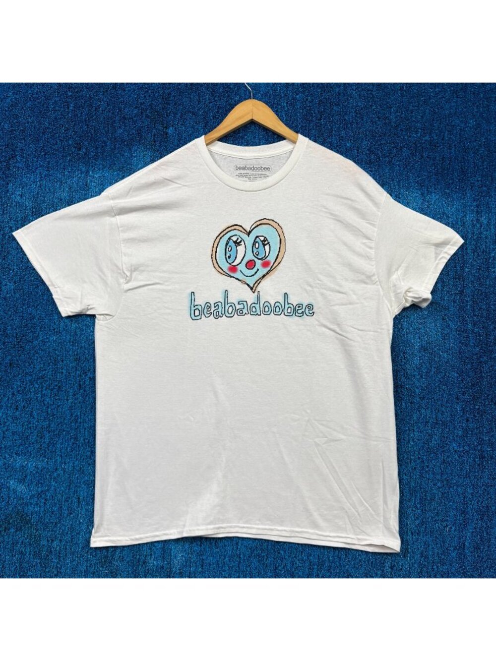 Beabadoobee Self Titled Heart Eyes Graphic Rock T-Shirt Size XL